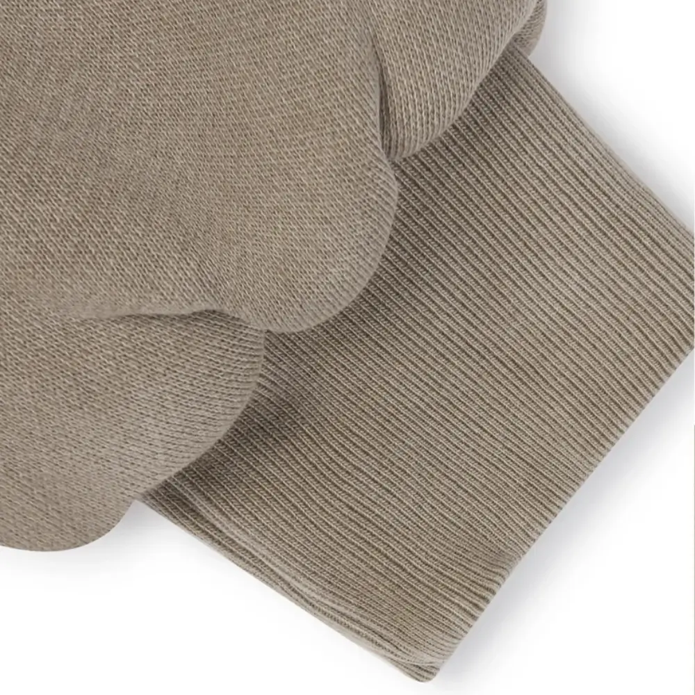 Earth Hoodie kangaroo pocket and ribbed cuff detail